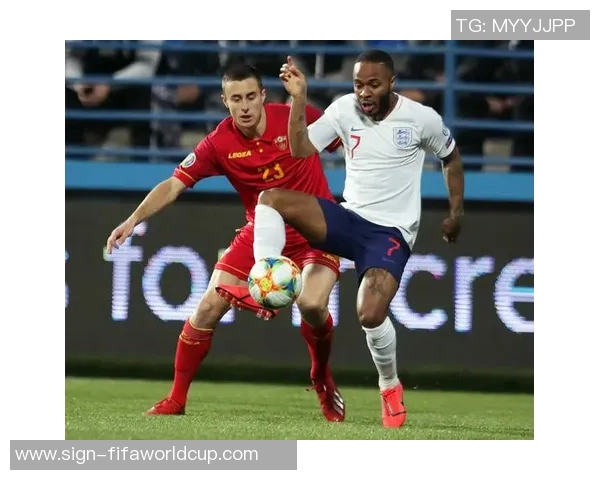 荷兰与英格兰友谊赛精彩对决展现足球魅力与团队精神